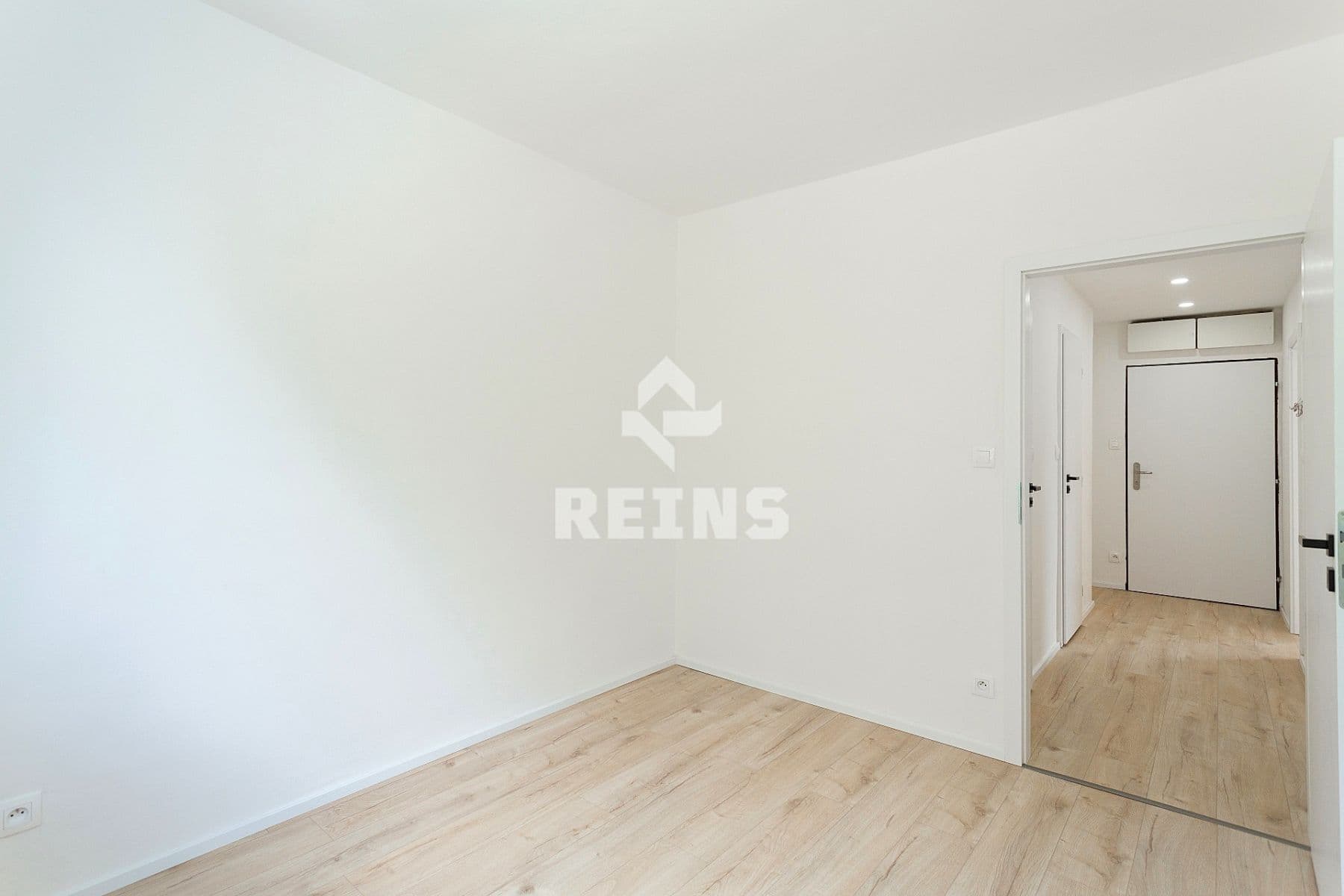 Prodej bytu 4+kk 64 m², U Dvou srpů, Praha, Praha Prodej bytu 4+kk 64 m², U Dvou srpů, Praha, Praha