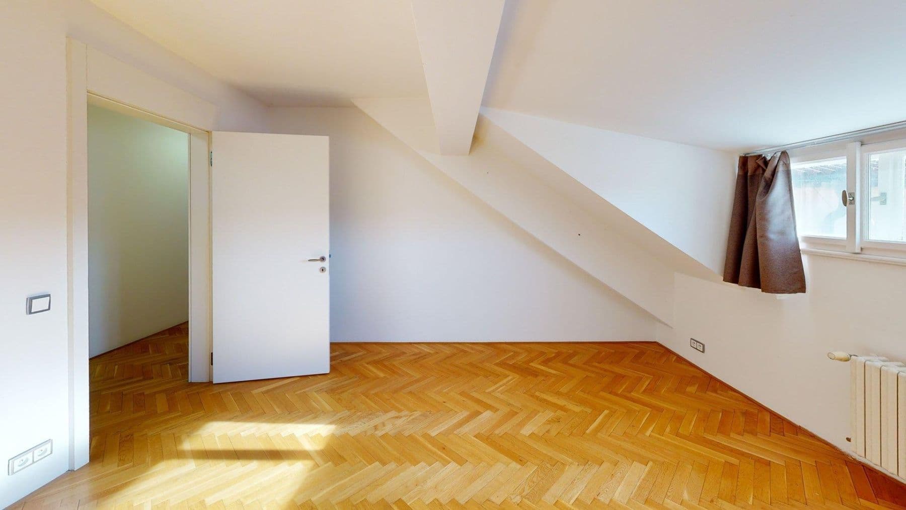 Pronájem bytu 4+1 163 m², Národní, Praha, Praha Pronájem bytu 4+1 163 m², Národní, Praha, Praha