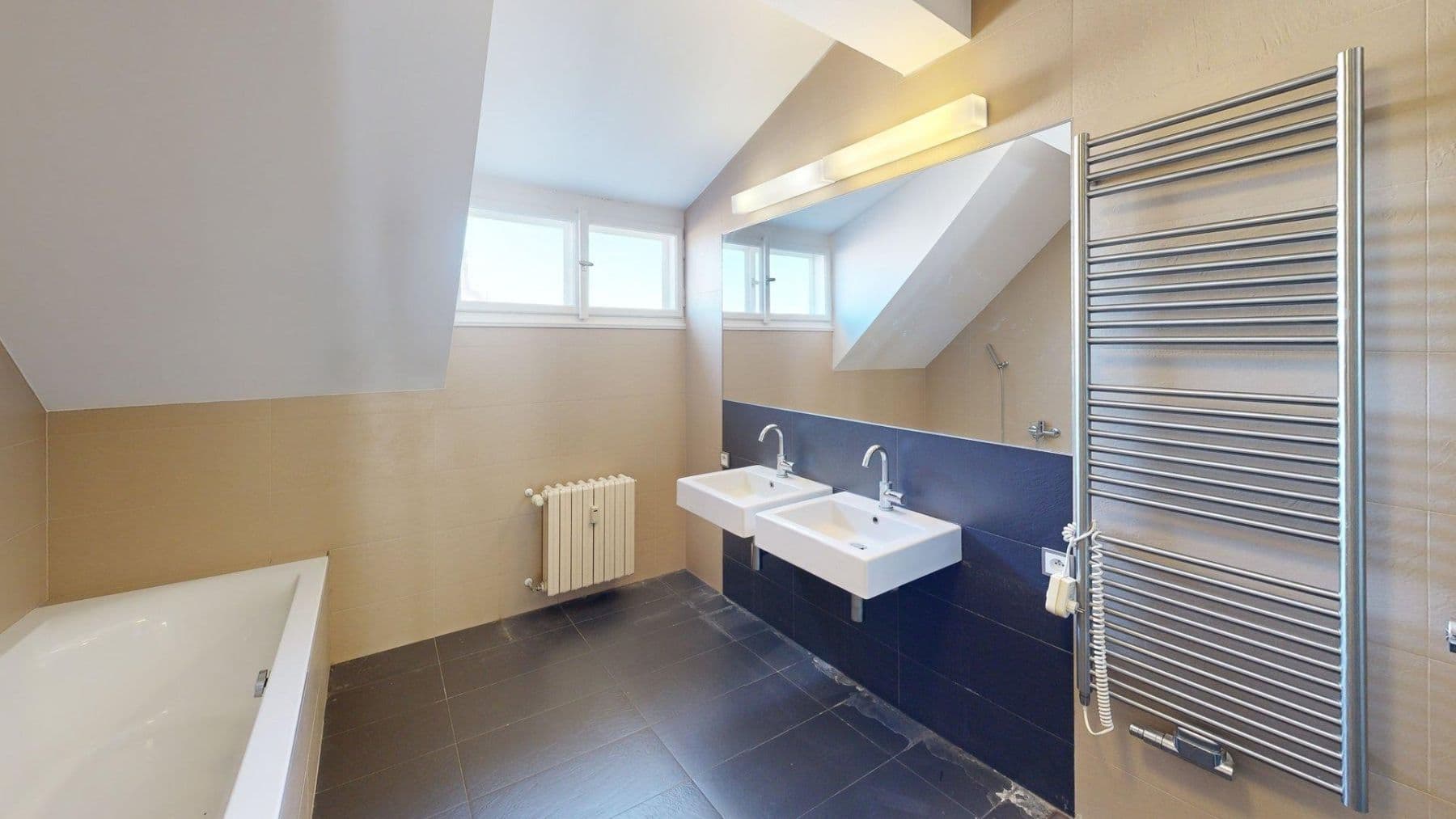Pronájem bytu 4+1 163 m², Národní, Praha, Praha Pronájem bytu 4+1 163 m², Národní, Praha, Praha