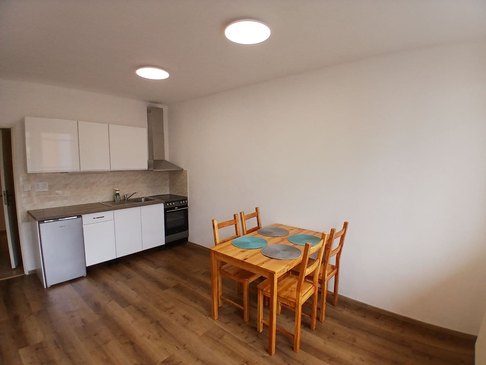 Pronájem bytu 1+kk 46 m², Hnězdenská, Praha, Praha Pronájem bytu 1+kk 46 m², Hnězdenská, Praha, Praha