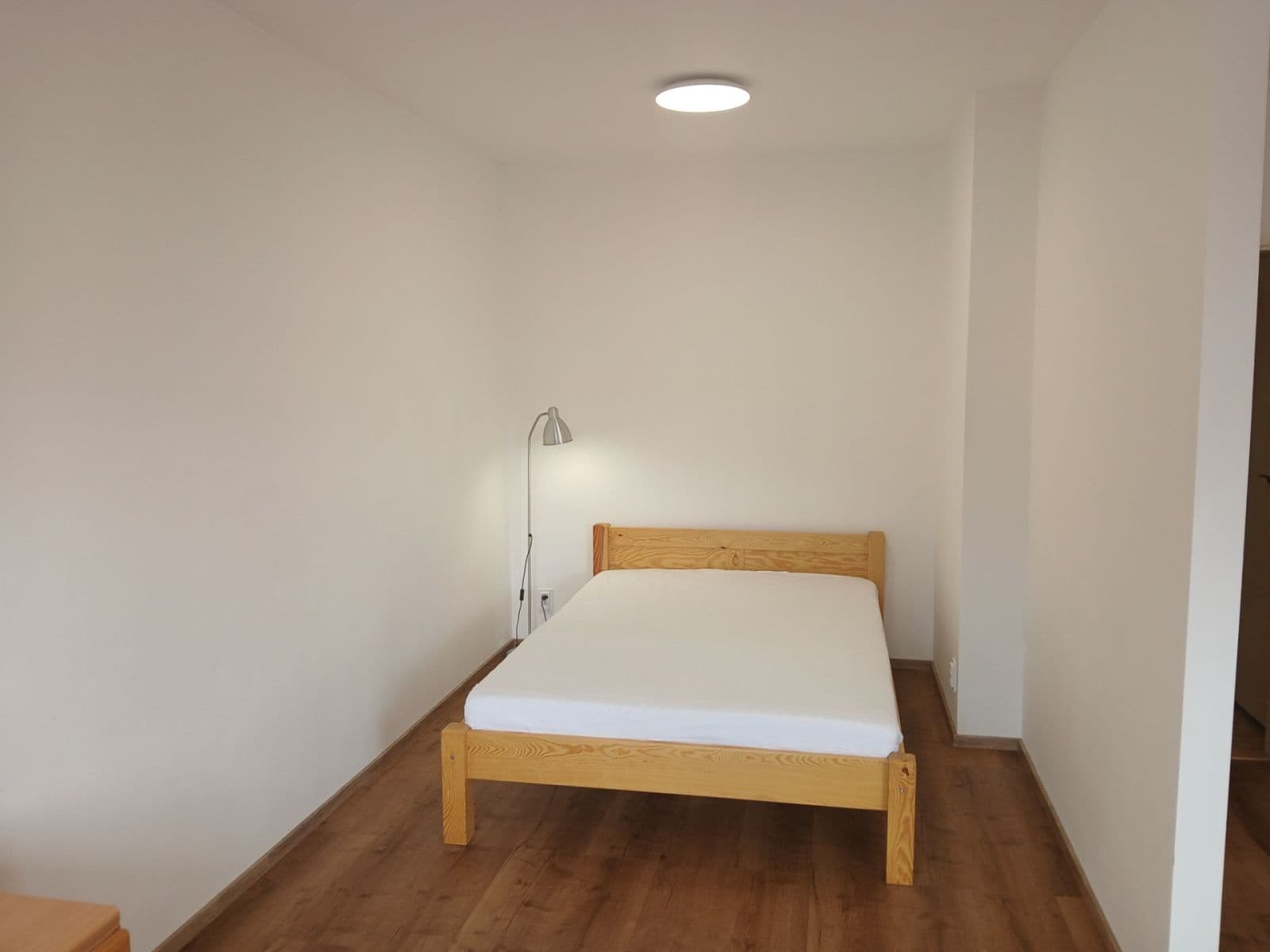 Pronájem bytu 1+kk 46 m², Hnězdenská, Praha, Praha Pronájem bytu 1+kk 46 m², Hnězdenská, Praha, Praha