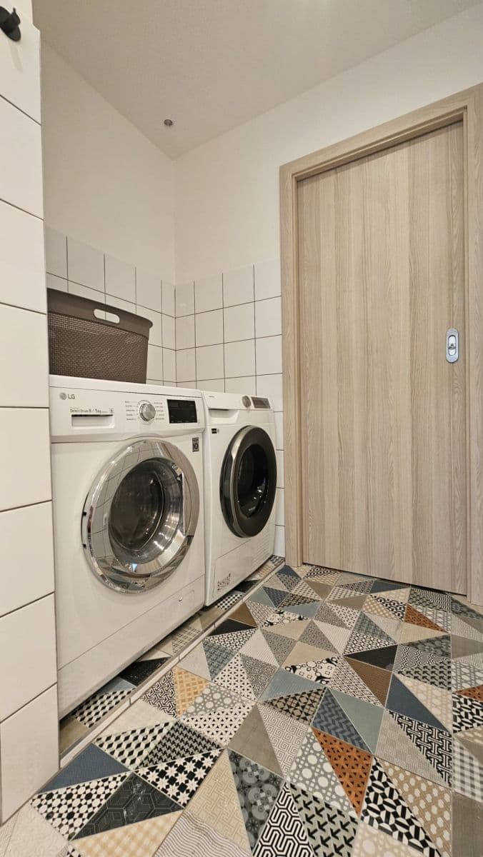 Pronájem bytu 3+kk 53 m², Varnsdorfská, Praha, Praha Pronájem bytu 3+kk 53 m², Varnsdorfská, Praha, Praha