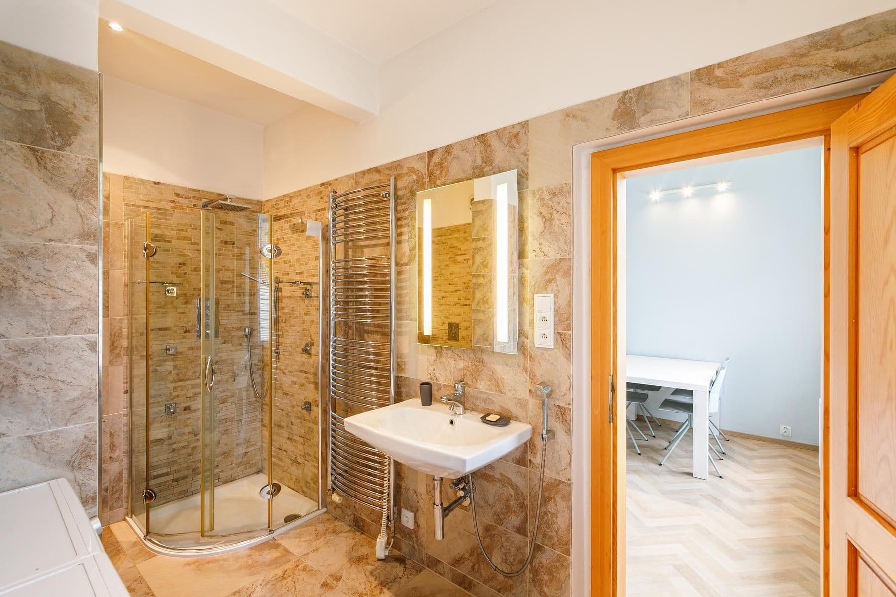 Prodej bytu 1+1 51 m², Klášterní, Liberec, Praha Prodej bytu 1+1 51 m², Klášterní, Liberec, Praha