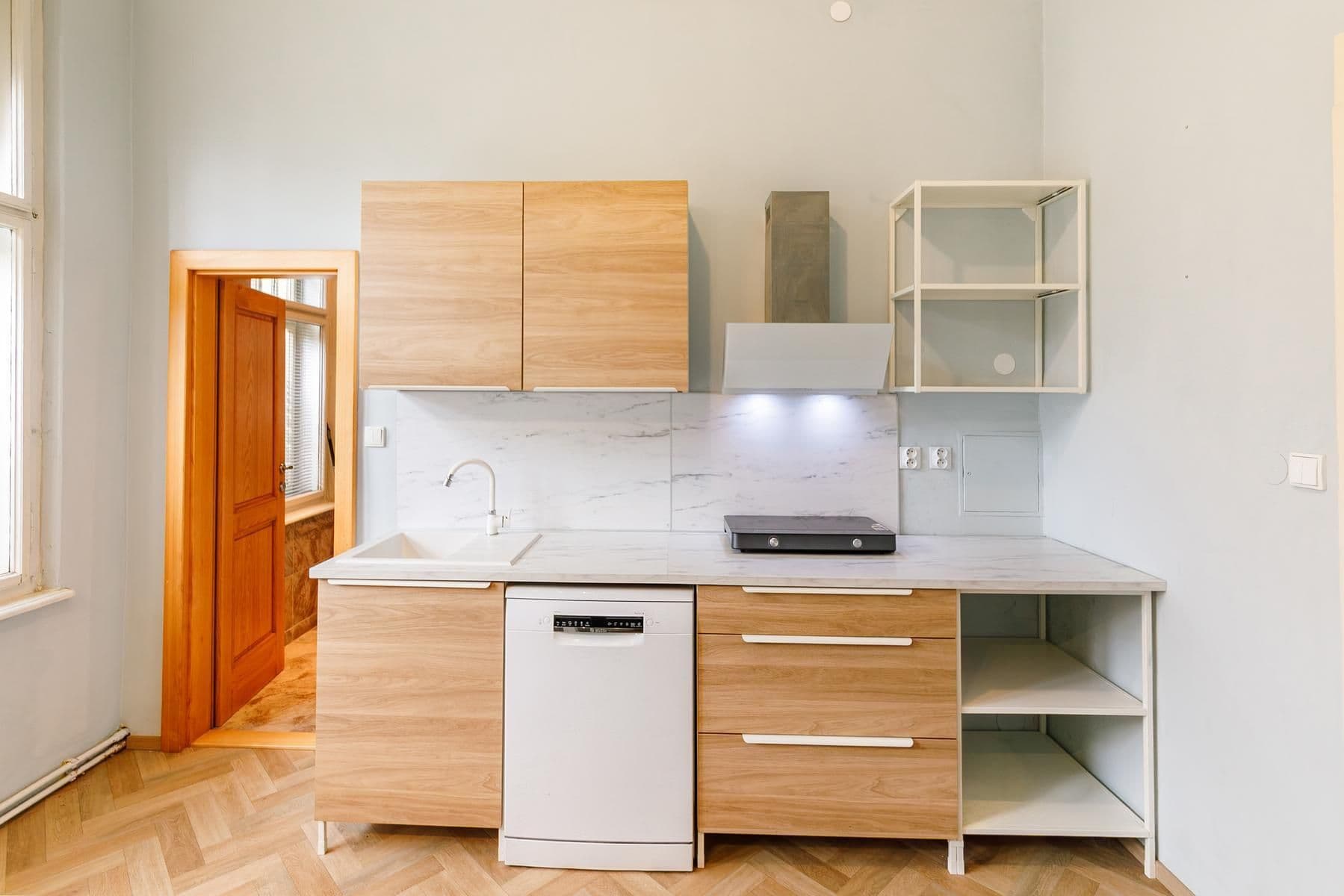 Prodej bytu 1+1 51 m², Klášterní, Liberec, Praha Prodej bytu 1+1 51 m², Klášterní, Liberec, Praha