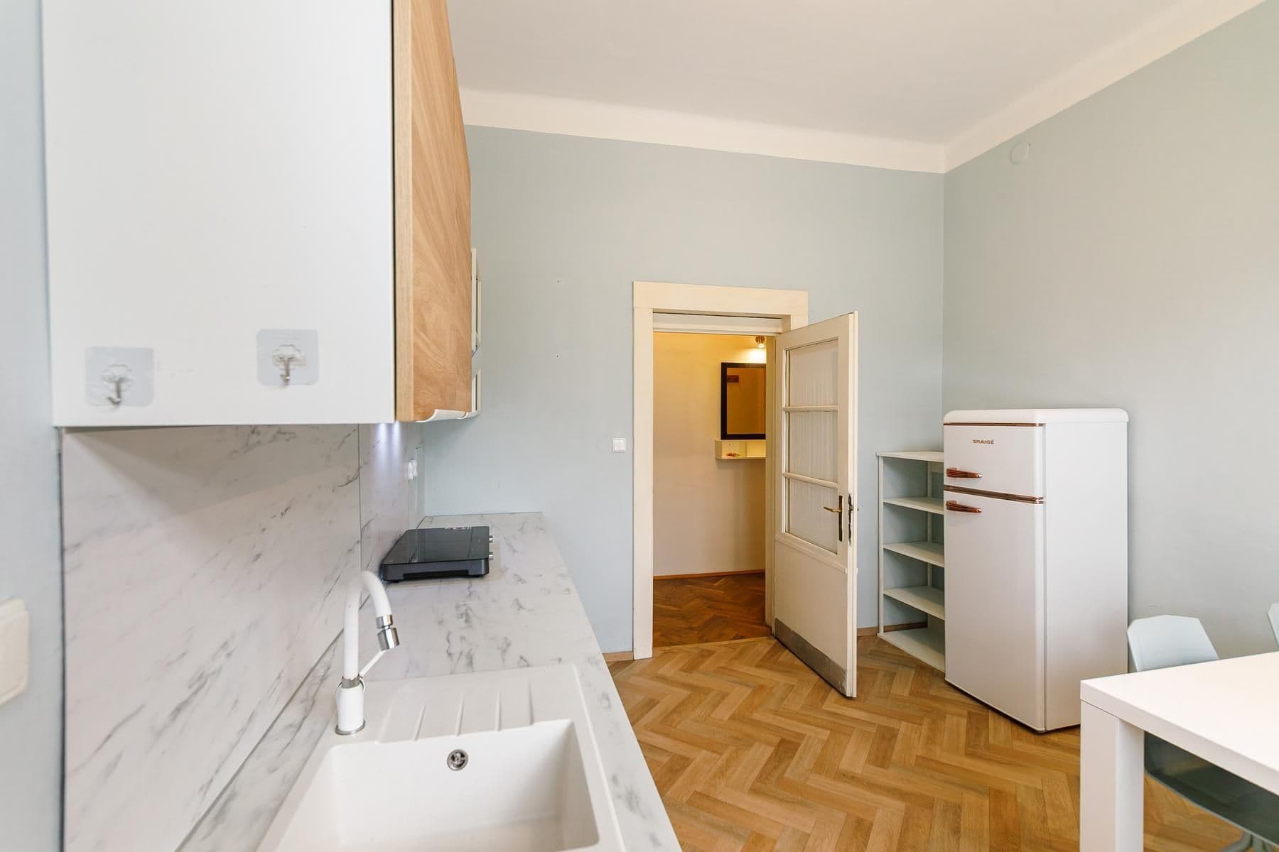 Prodej bytu 1+1 51 m², Klášterní, Liberec, Praha Prodej bytu 1+1 51 m², Klášterní, Liberec, Praha