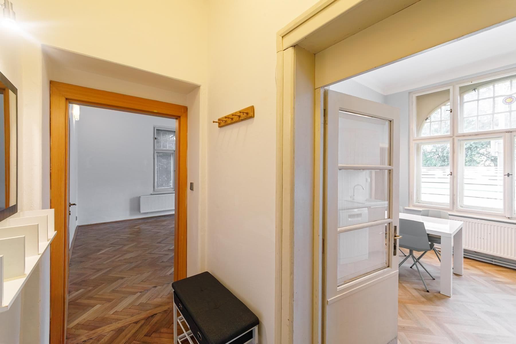 Prodej bytu 1+1 51 m², Klášterní, Liberec, Praha Prodej bytu 1+1 51 m², Klášterní, Liberec, Praha