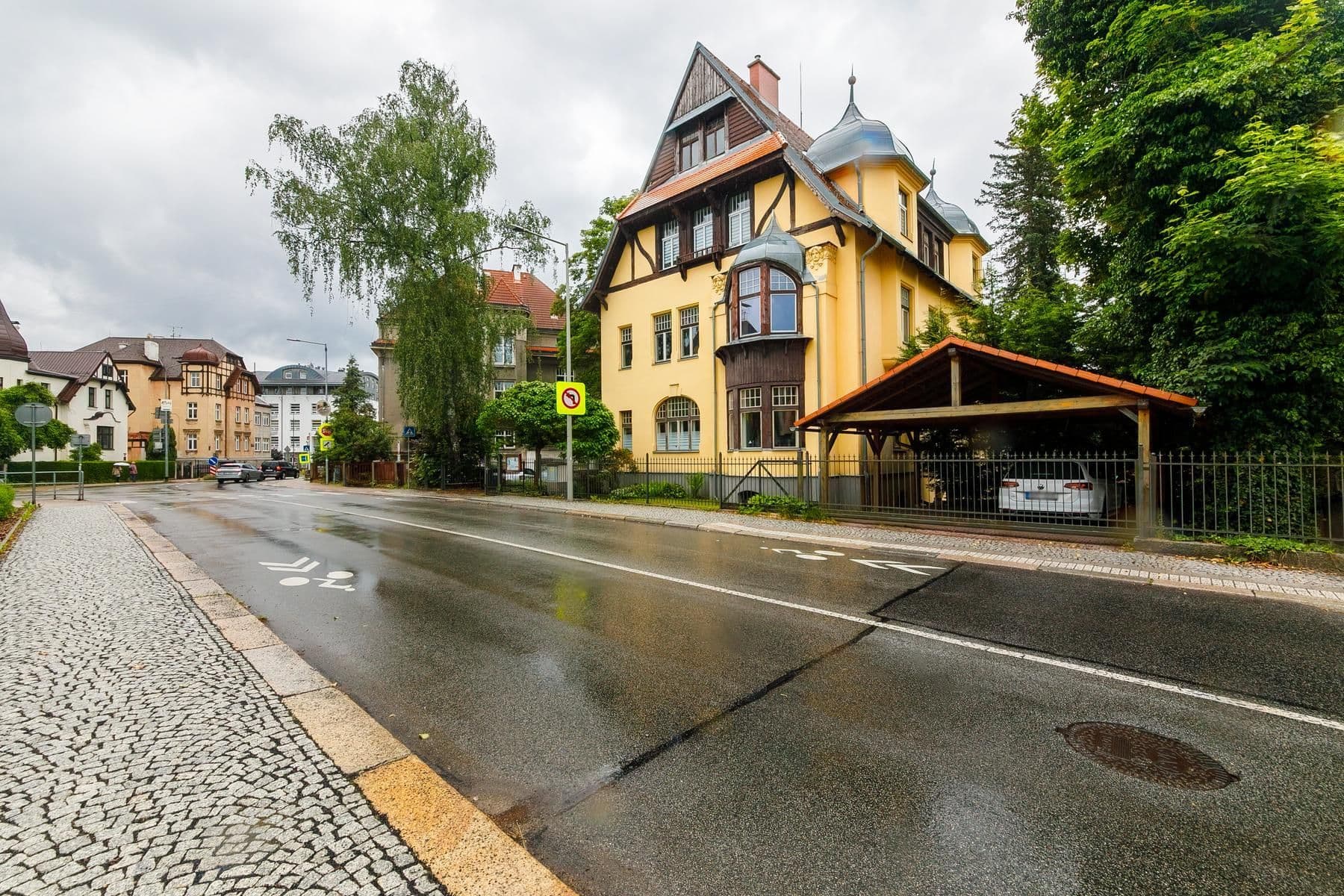 Prodej bytu 1+1 51 m², Klášterní, Liberec, Praha Prodej bytu 1+1 51 m², Klášterní, Liberec, Praha