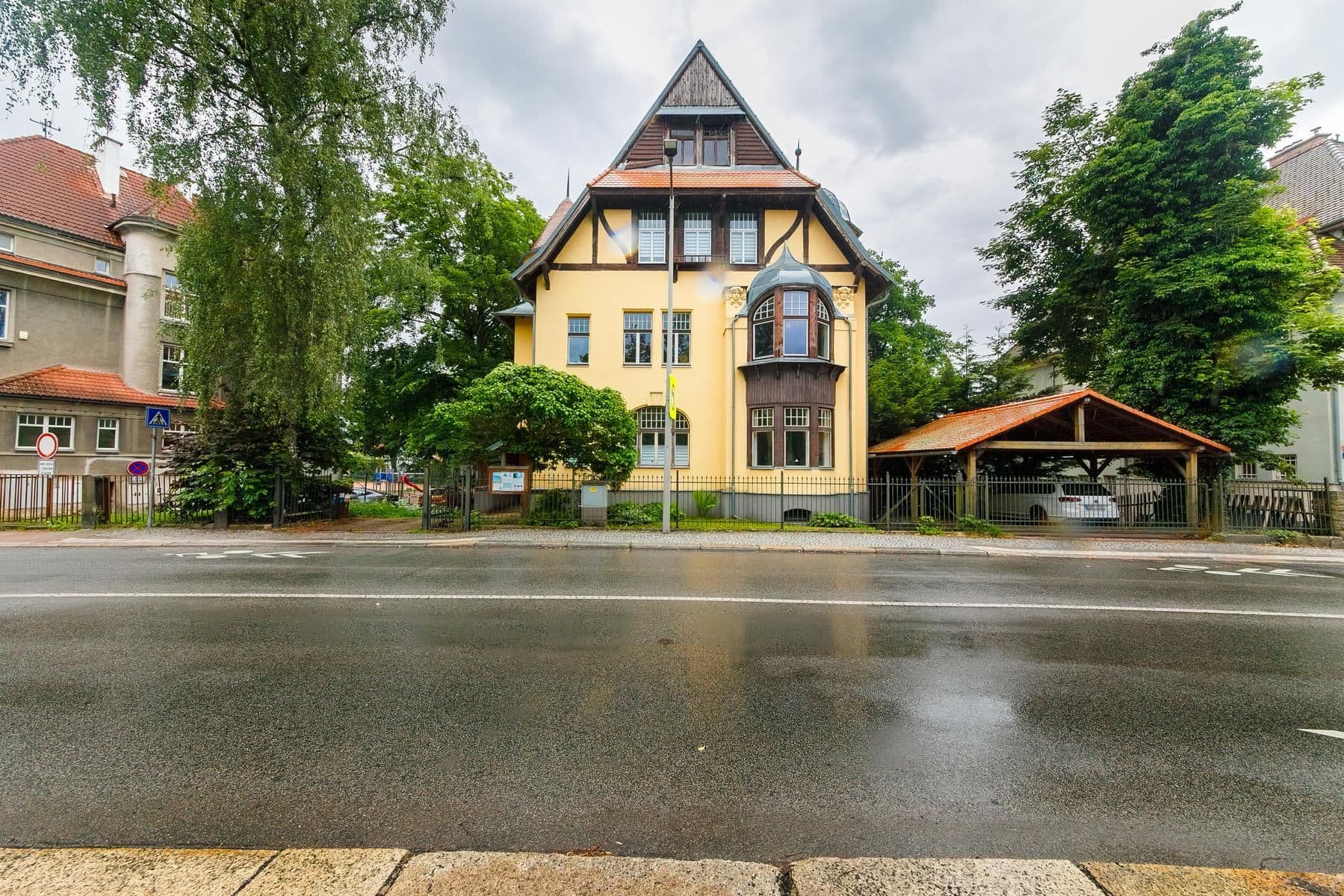 Prodej bytu 1+1 51 m², Klášterní, Liberec, Praha Prodej bytu 1+1 51 m², Klášterní, Liberec, Praha