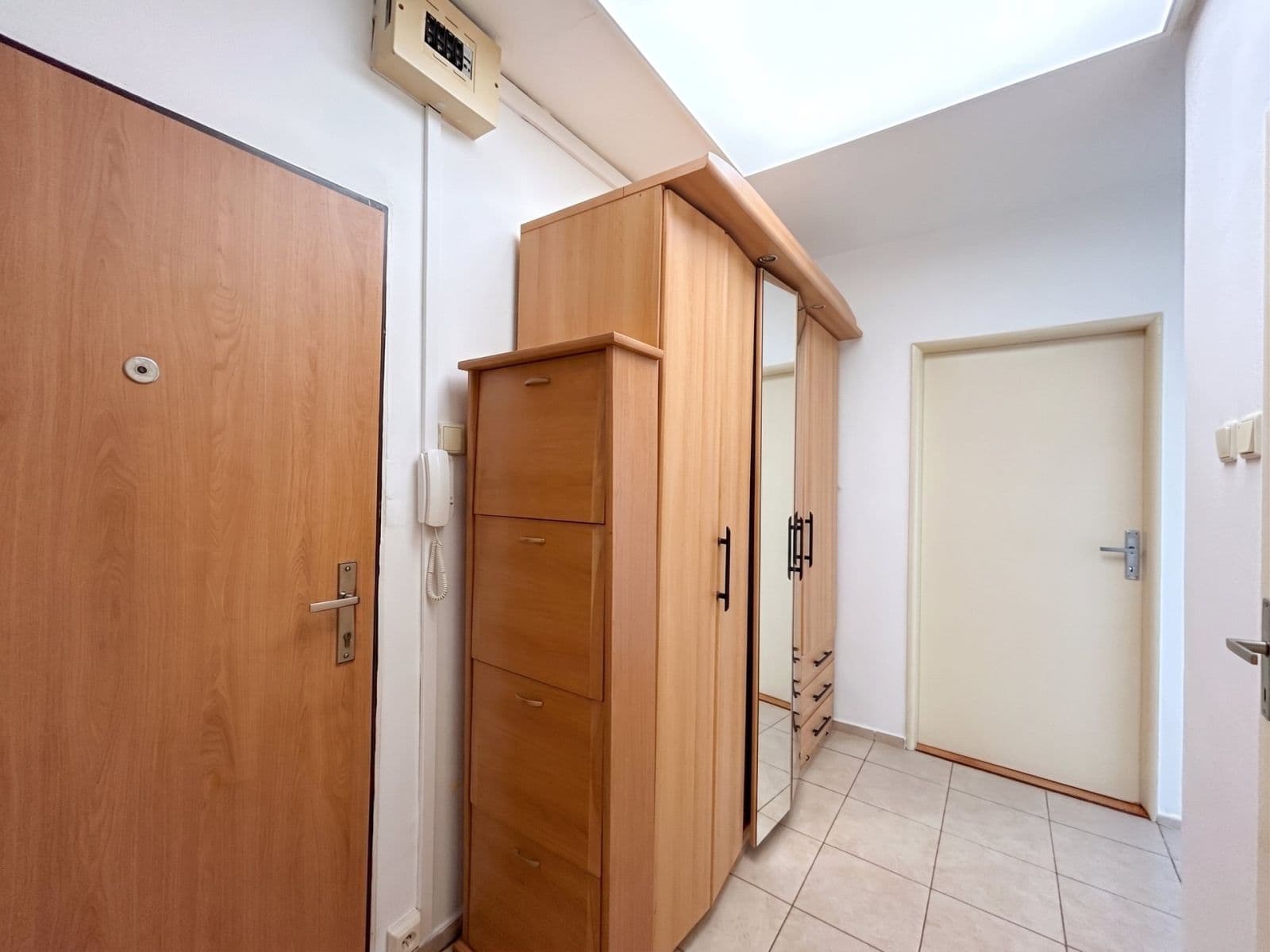 Pronájem bytu 2+kk 40 m², U Sluncové, Praha, Praha Pronájem bytu 2+kk 40 m², U Sluncové, Praha, Praha