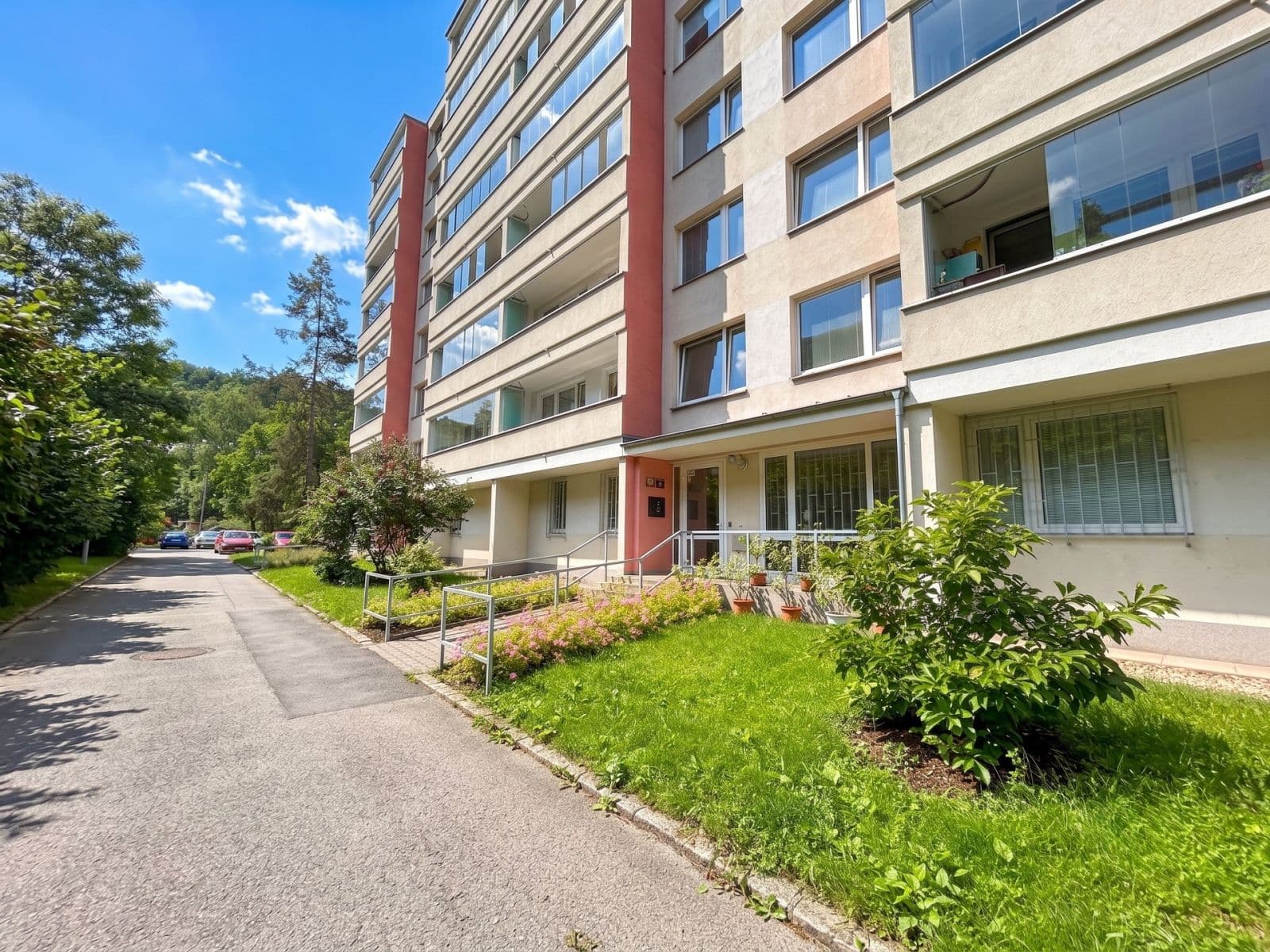 Pronájem bytu 2+kk 40 m², U Sluncové, Praha, Praha Pronájem bytu 2+kk 40 m², U Sluncové, Praha, Praha