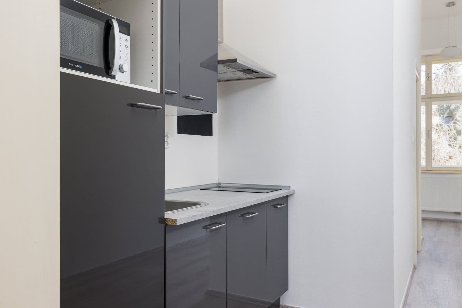 Pronájem bytu 1+1 40 m², Kamenická, Praha, Praha Pronájem bytu 1+1 40 m², Kamenická, Praha, Praha