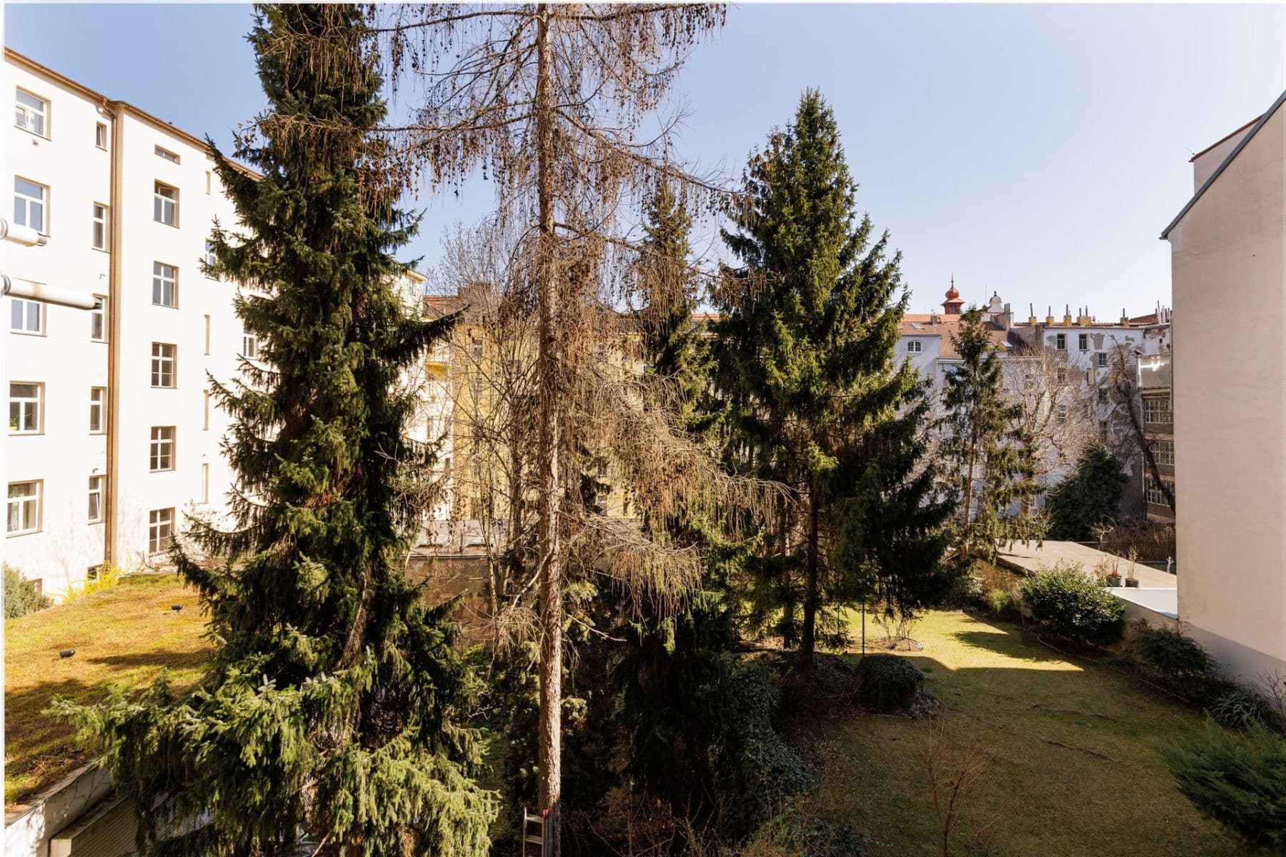 Pronájem bytu 1+1 40 m², Kamenická, Praha, Praha Pronájem bytu 1+1 40 m², Kamenická, Praha, Praha