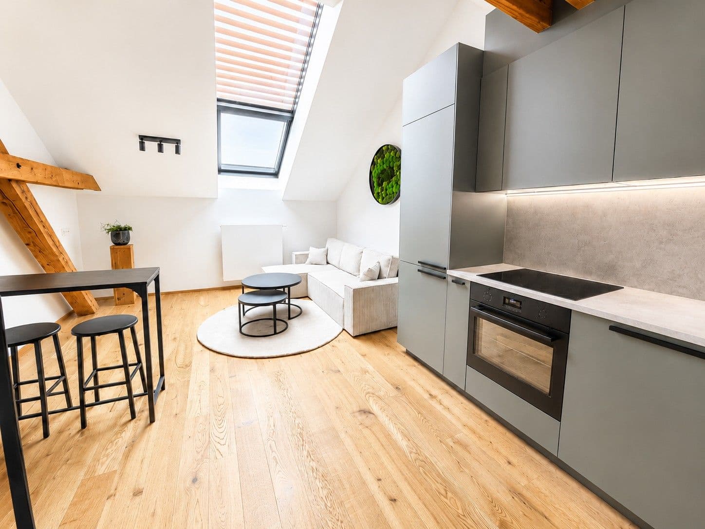 Pronájem bytu 2+kk 56 m², Vrtbova, Praha, Praha Pronájem bytu 2+kk 56 m², Vrtbova, Praha, Praha