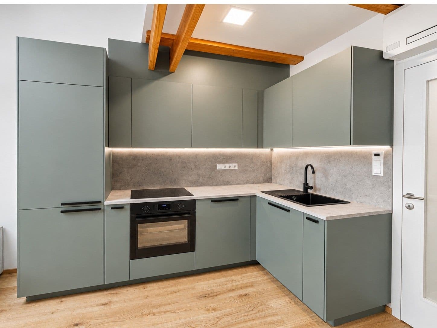 Pronájem bytu 2+kk 56 m², Vrtbova, Praha, Praha Pronájem bytu 2+kk 56 m², Vrtbova, Praha, Praha