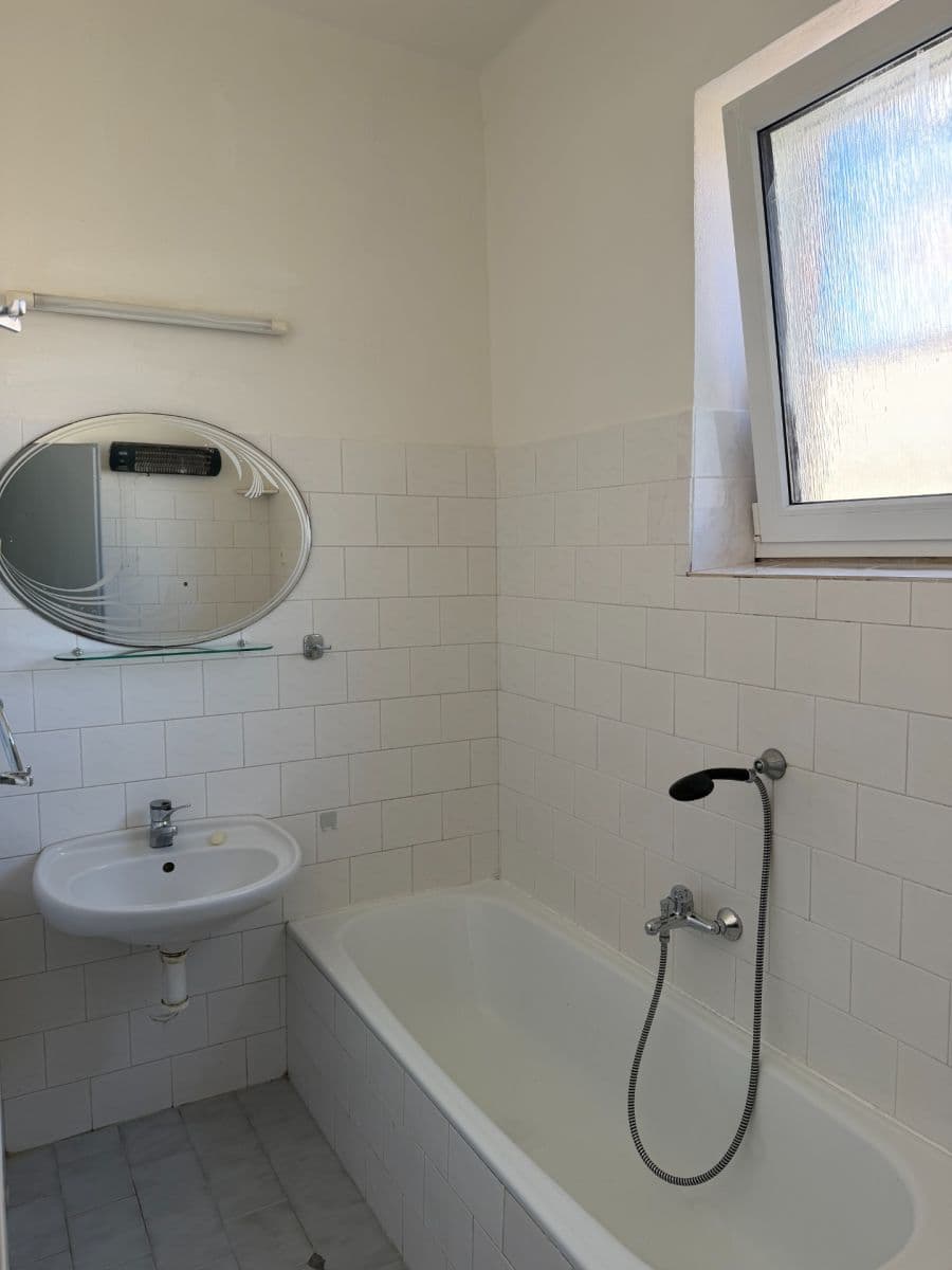 Prodej domu 60 m², pozemek 188 m², Politických vězňů, Říčany, Středočeský kraj Prodej domu 60 m², pozemek 188 m², Politických vězňů, Říčany, Středočeský kraj