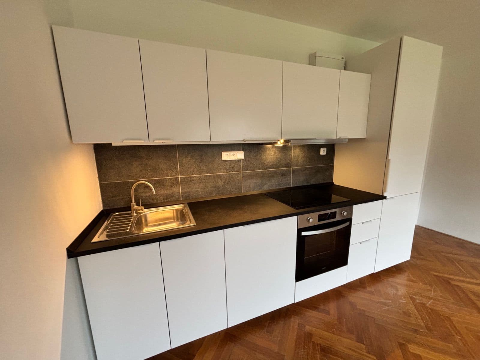 Pronájem bytu 4+kk 90 m², Klášterského, Liberec, Liberecký kraj Pronájem bytu 4+kk 90 m², Klášterského, Liberec, Liberecký kraj
