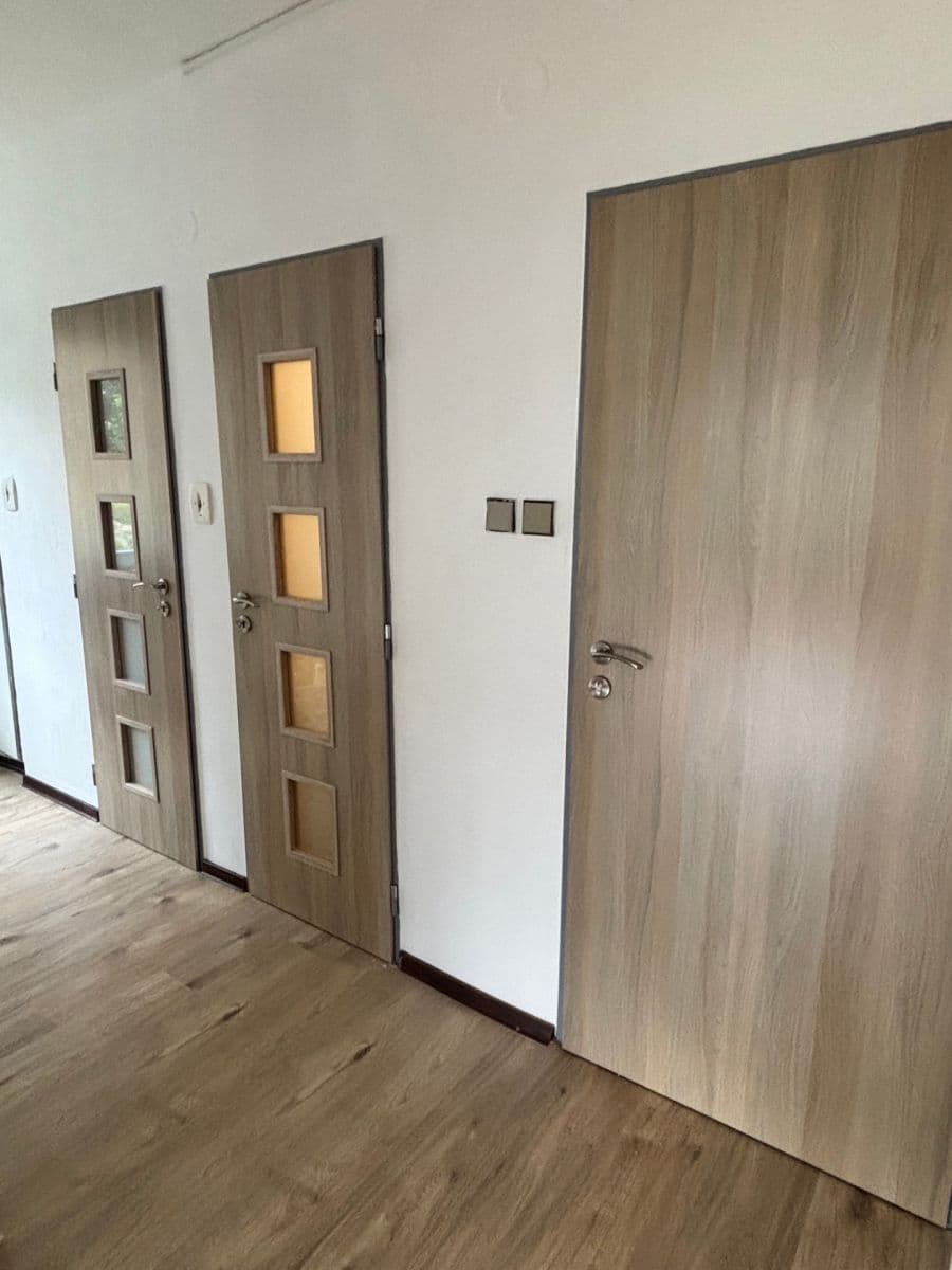 Pronájem bytu 4+kk 90 m², Klášterského, Liberec, Liberecký kraj Pronájem bytu 4+kk 90 m², Klášterského, Liberec, Liberecký kraj