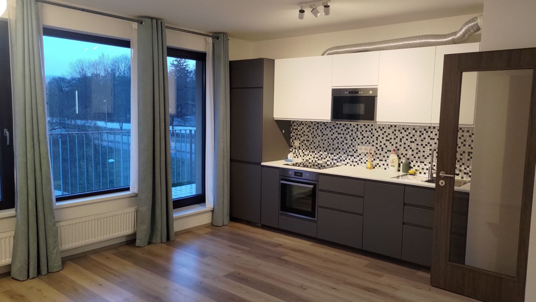 Pronájem bytu 1+kk 35 m², Hrašeho, Praha, Praha Pronájem bytu 1+kk 35 m², Hrašeho, Praha, Praha