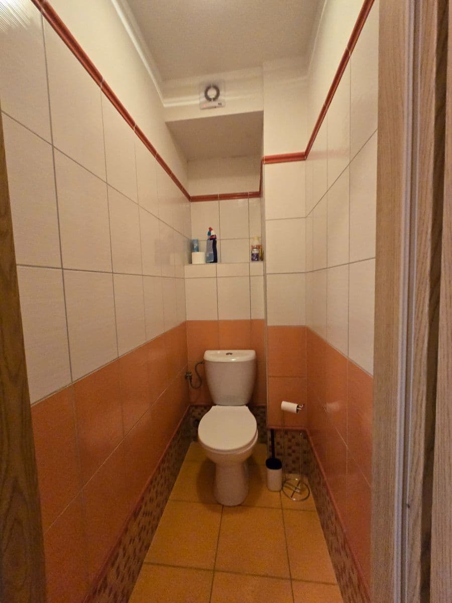 Pronájem bytu 1+kk 40 m², Komenského, Rajhrad, Jihomoravský kraj Pronájem bytu 1+kk 40 m², Komenského, Rajhrad, Jihomoravský kraj
