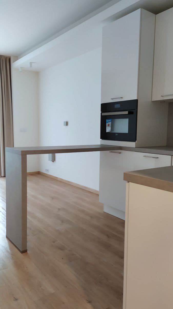 Pronájem bytu 1+kk 31 m², Mukařovského, Praha, Praha Pronájem bytu 1+kk 31 m², Mukařovského, Praha, Praha