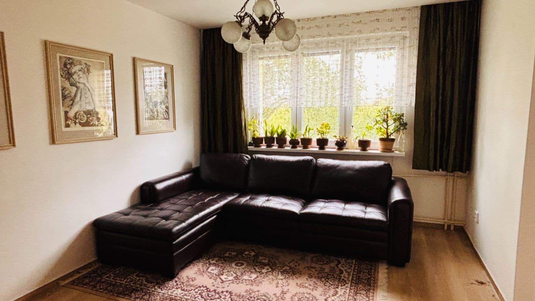 Pronájem bytu 3+1 85 m², Oravská, Praha, Praha Pronájem bytu 3+1 85 m², Oravská, Praha, Praha