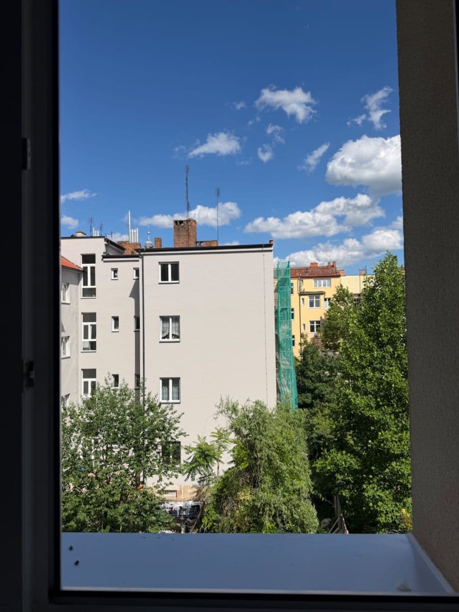 Pronájem bytu 2+kk 60 m², Kardinála Berana, Plzeň, Plzeňský kraj Pronájem bytu 2+kk 60 m², Kardinála Berana, Plzeň, Plzeňský kraj