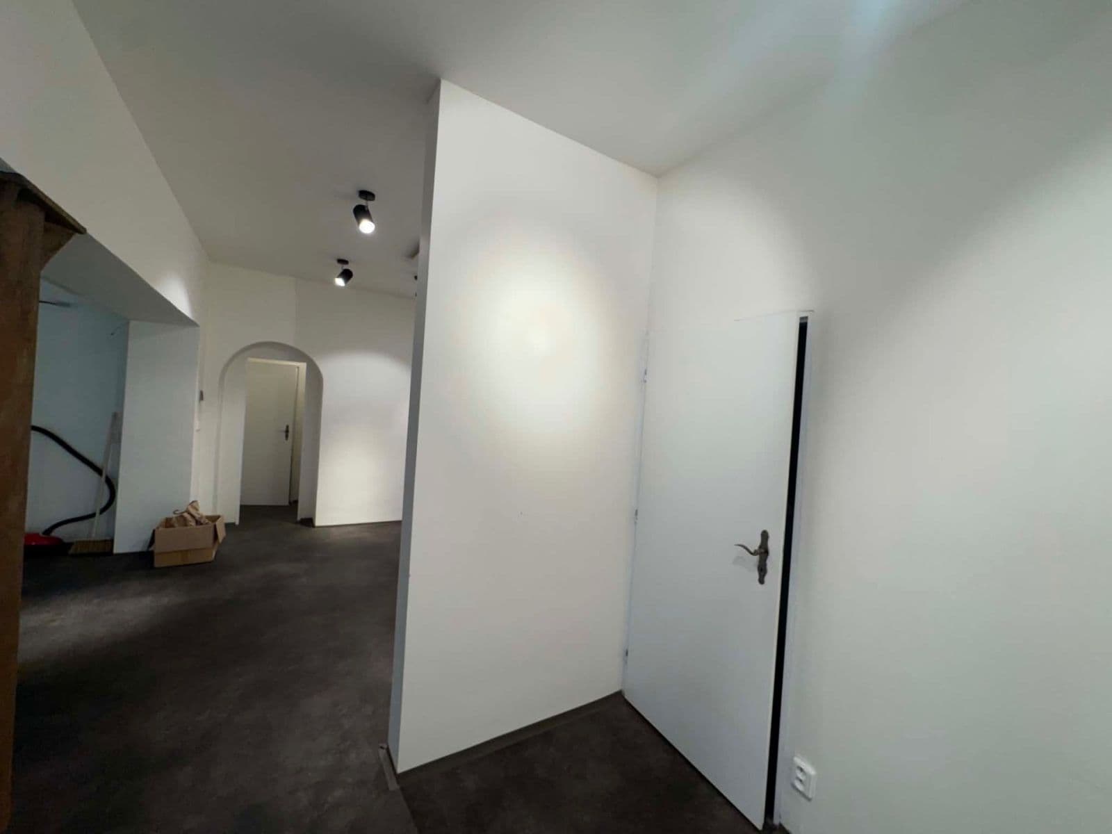 Prodej nebytového prostoru 91 m², Nádražní, Židlochovice, Jihomoravský kraj Prodej nebytového prostoru 91 m², Nádražní, Židlochovice, Jihomoravský kraj