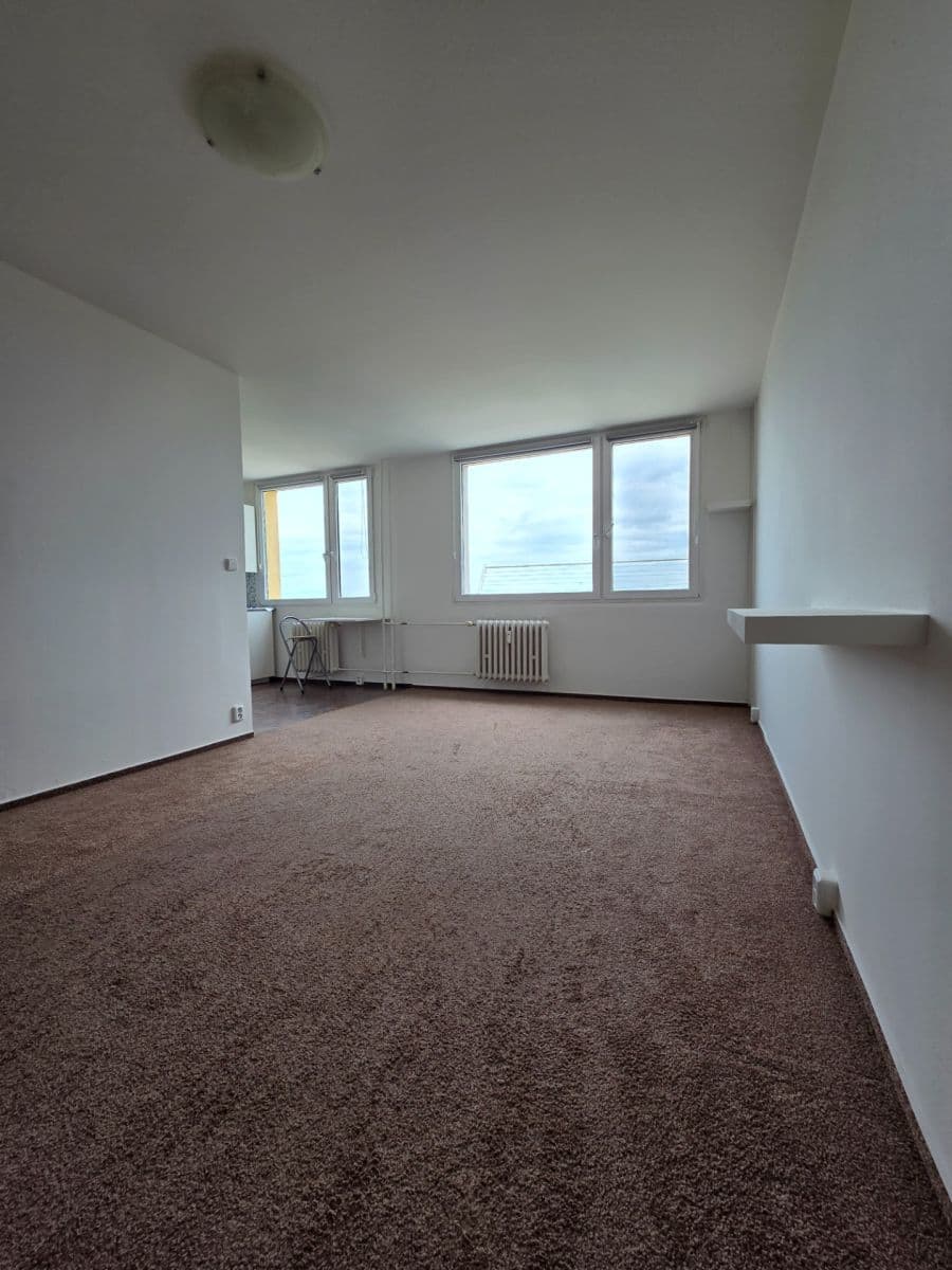 Prodej bytu 1+1 33 m², Kojetická, Neratovice, Středočeský kraj Prodej bytu 1+1 33 m², Kojetická, Neratovice, Středočeský kraj