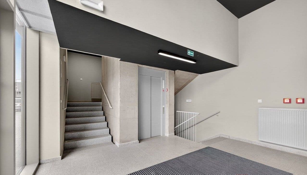 Pronájem bytu 1+kk 30 m², Zahradní, Plzeň, Plzeňský kraj Pronájem bytu 1+kk 30 m², Zahradní, Plzeň, Plzeňský kraj