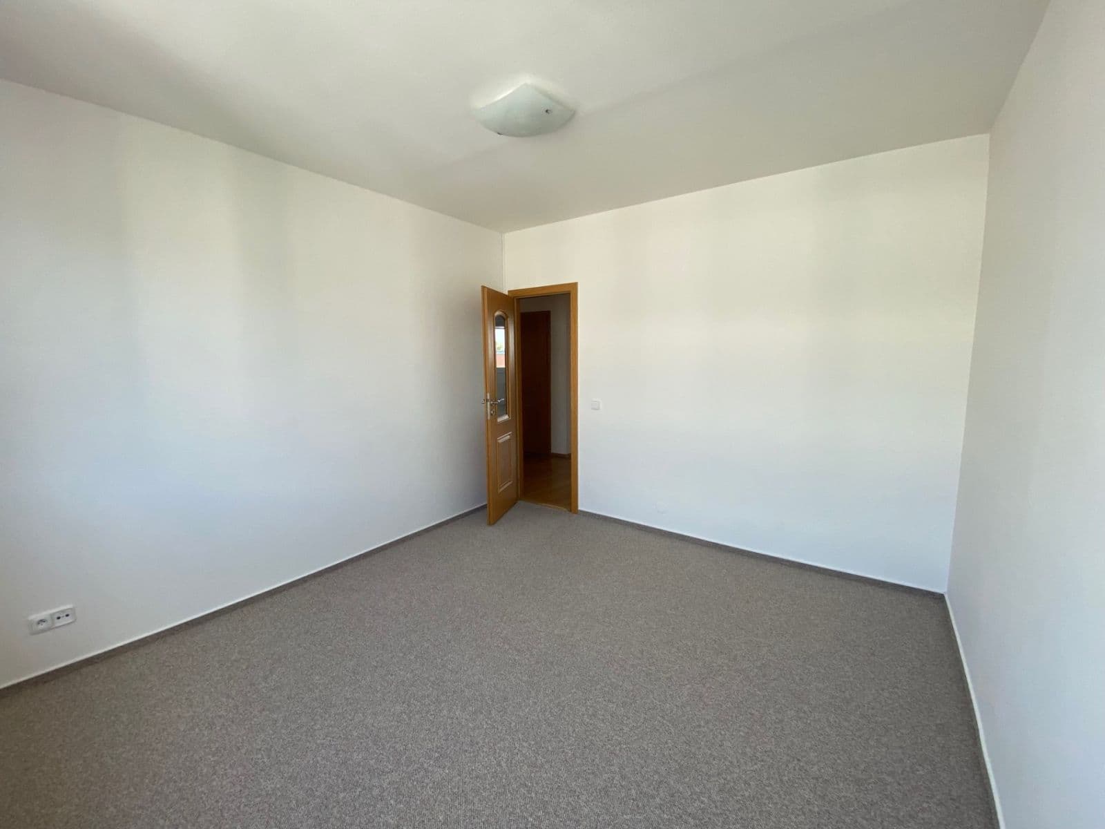 Pronájem bytu 4+1 92 m², K Vodárně, Dobříš, Středočeský kraj Pronájem bytu 4+1 92 m², K Vodárně, Dobříš, Středočeský kraj