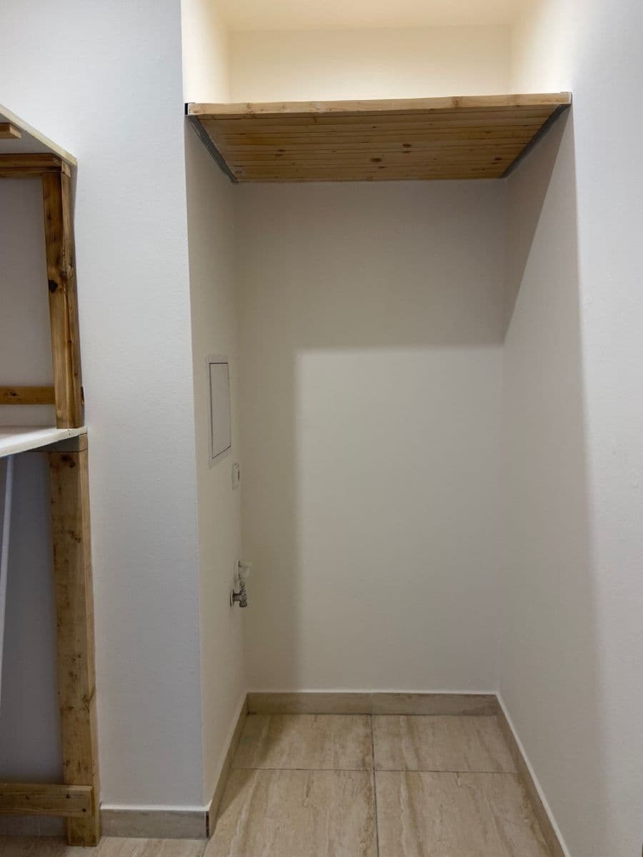 Pronájem bytu 4+1 92 m², K Vodárně, Dobříš, Středočeský kraj Pronájem bytu 4+1 92 m², K Vodárně, Dobříš, Středočeský kraj
