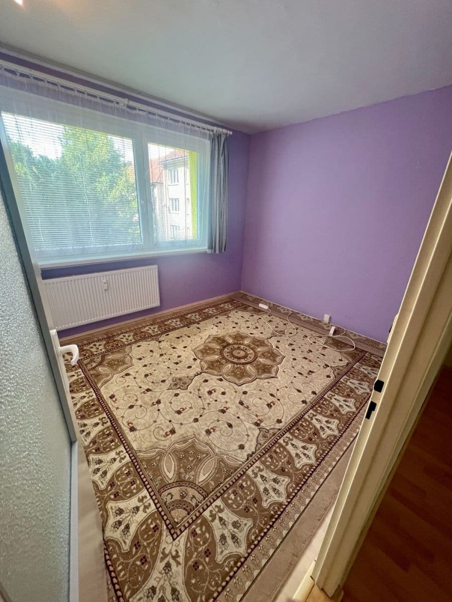 Prodej bytu 4+1 78 m², Husova, Nový Bor, Liberecký kraj Prodej bytu 4+1 78 m², Husova, Nový Bor, Liberecký kraj