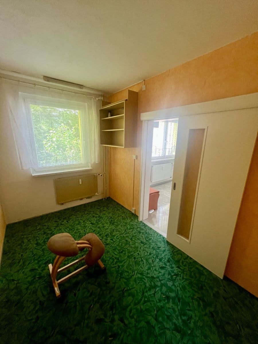 Prodej bytu 4+1 78 m², Husova, Nový Bor, Liberecký kraj Prodej bytu 4+1 78 m², Husova, Nový Bor, Liberecký kraj