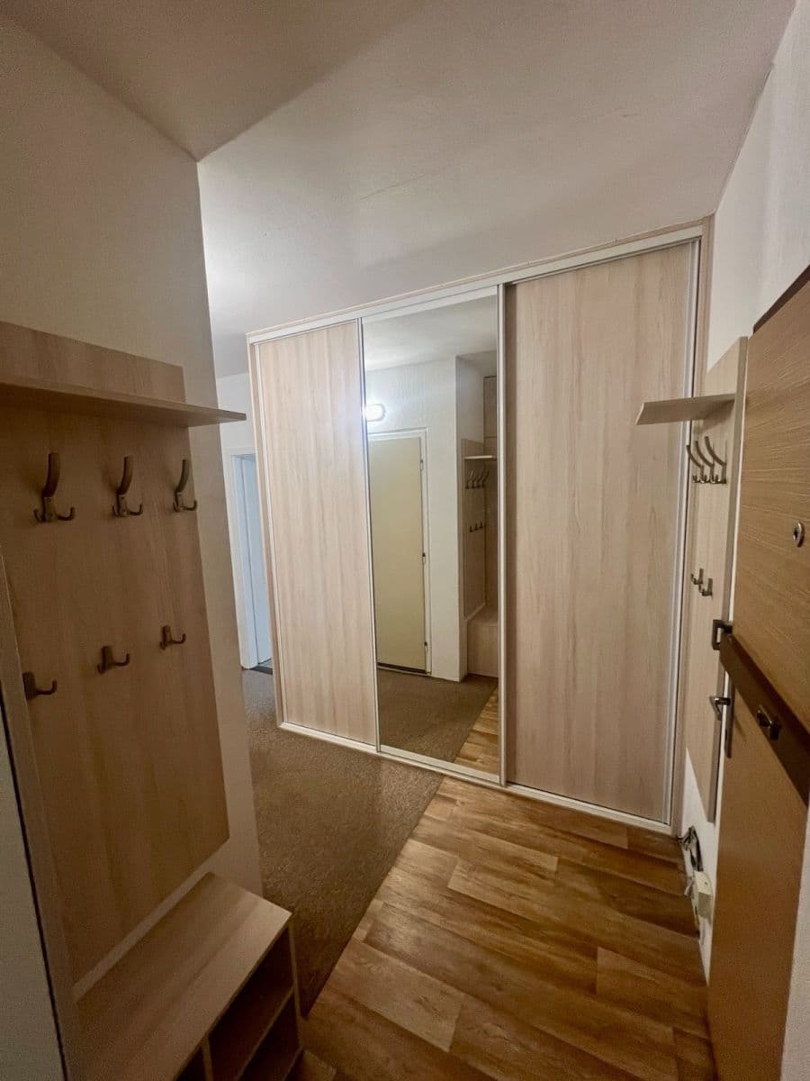 Prodej bytu 4+1 78 m², Husova, Nový Bor, Liberecký kraj Prodej bytu 4+1 78 m², Husova, Nový Bor, Liberecký kraj