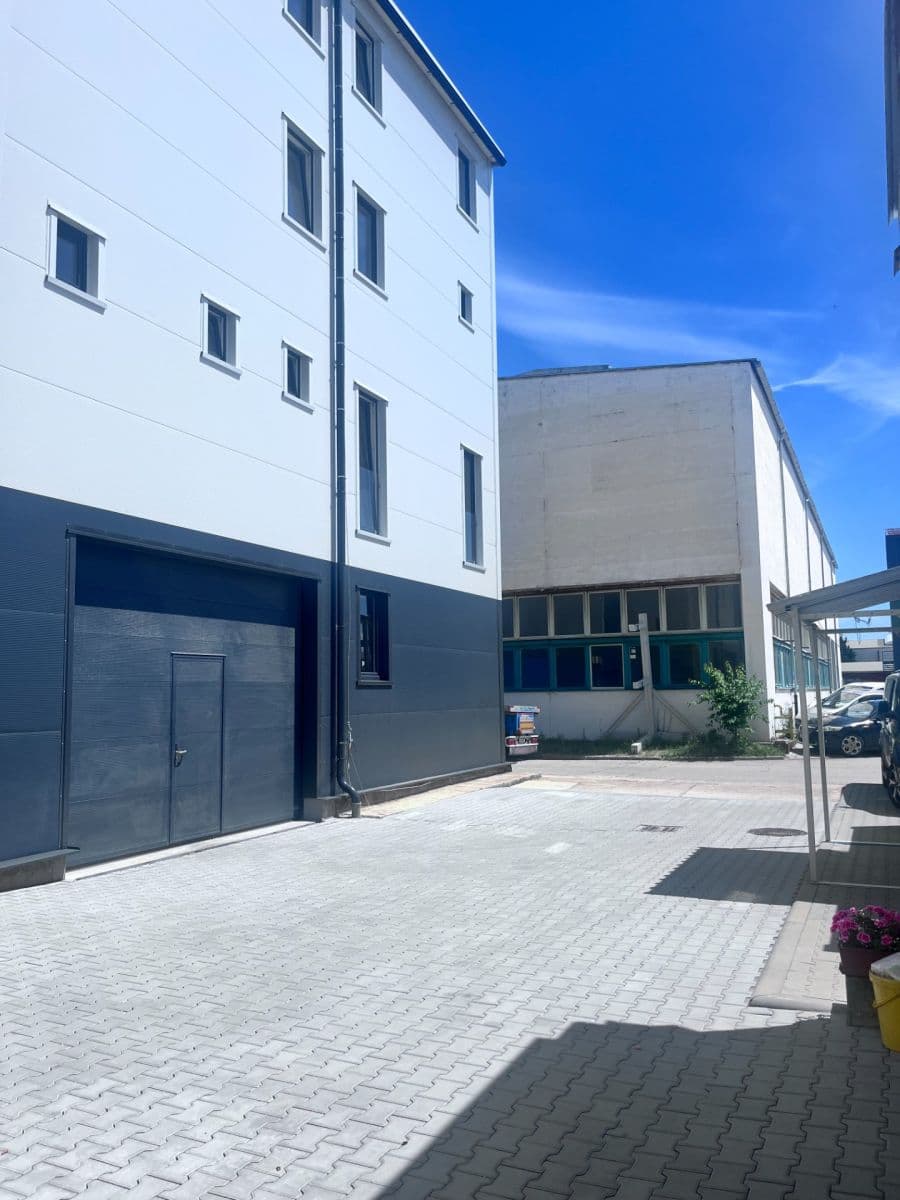 Pronájem nebytového prostoru 85 m², Tovární, Brno, Jihomoravský kraj Pronájem nebytového prostoru 85 m², Tovární, Brno, Jihomoravský kraj