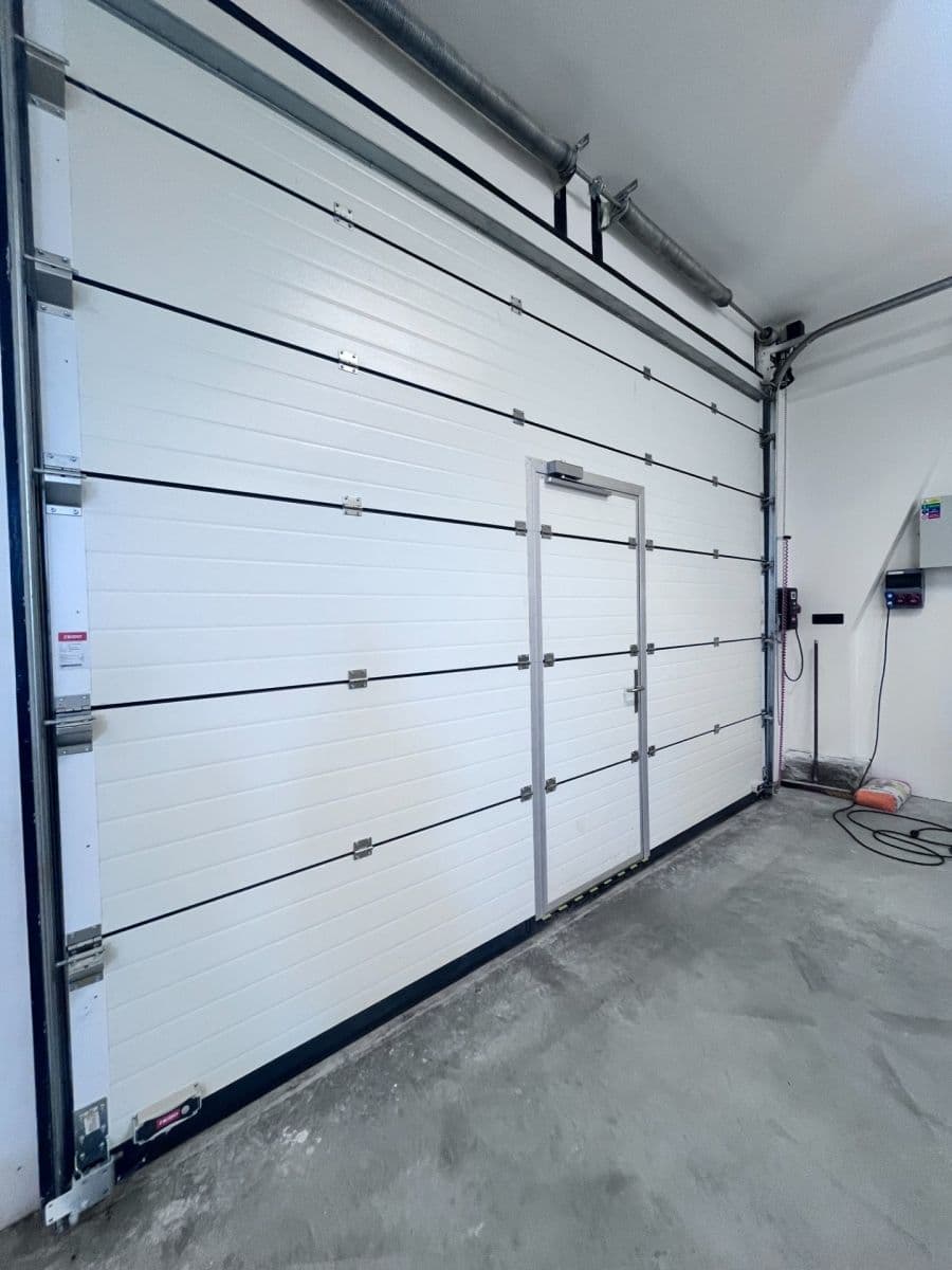 Pronájem nebytového prostoru 85 m², Tovární, Brno, Jihomoravský kraj Pronájem nebytového prostoru 85 m², Tovární, Brno, Jihomoravský kraj