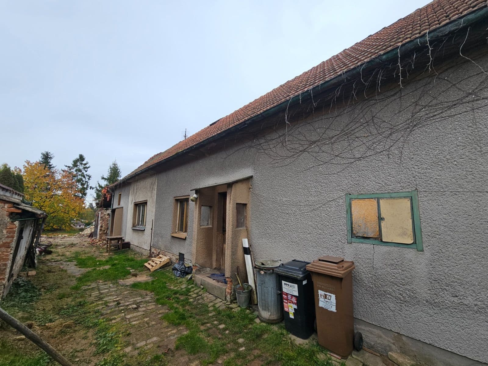 Prodej domu 100 m², pozemek 596 m², Na Hradčanech, Tuchlovice, Středočeský kraj Prodej domu 100 m², pozemek 596 m², Na Hradčanech, Tuchlovice, Středočeský kraj