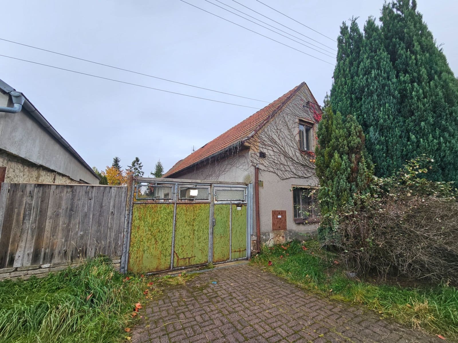 Prodej domu 100 m², pozemek 596 m², Na Hradčanech, Tuchlovice, Středočeský kraj Prodej domu 100 m², pozemek 596 m², Na Hradčanech, Tuchlovice, Středočeský kraj