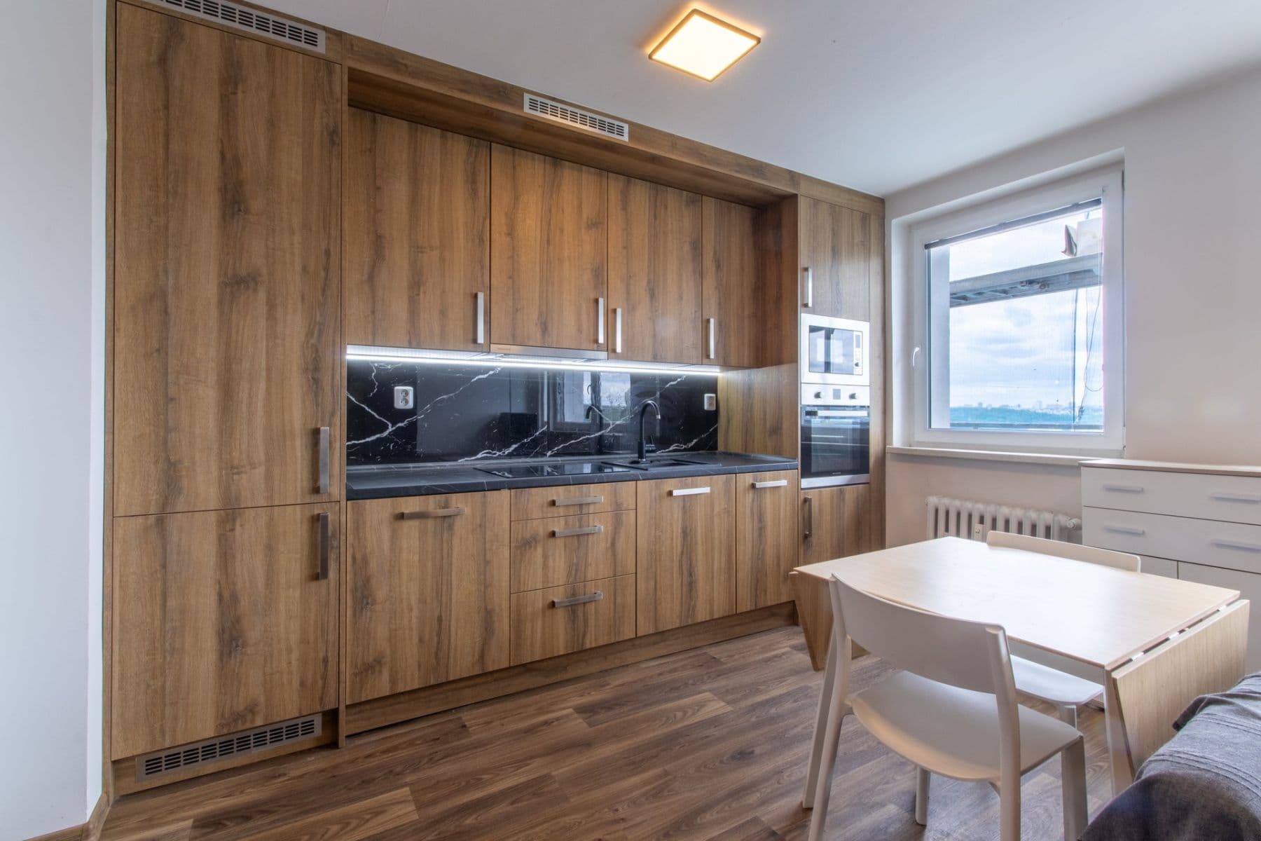 Pronájem bytu 1+kk 30 m², Šestajovická, Praha, Praha Pronájem bytu 1+kk 30 m², Šestajovická, Praha, Praha