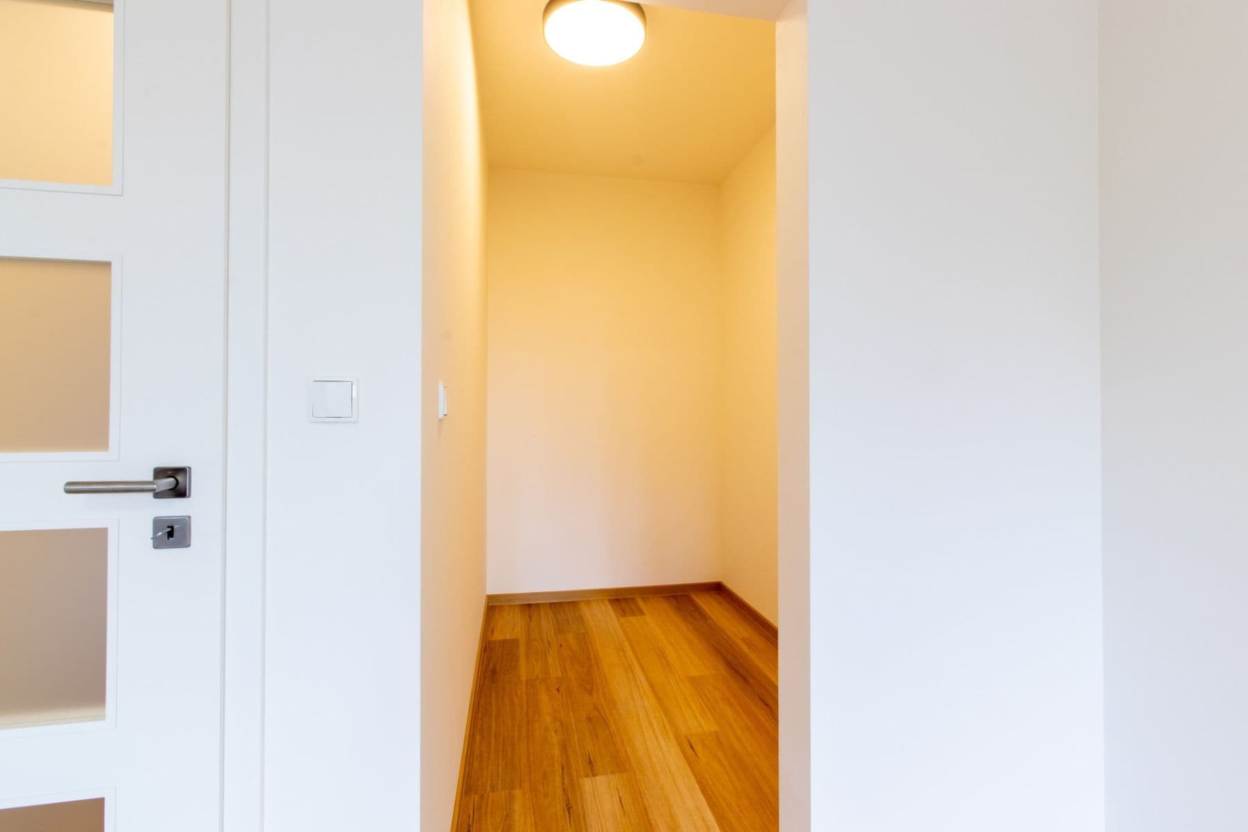 Pronájem bytu 2+kk 54 m², Suchánkova, Benešov, Středočeský kraj Pronájem bytu 2+kk 54 m², Suchánkova, Benešov, Středočeský kraj