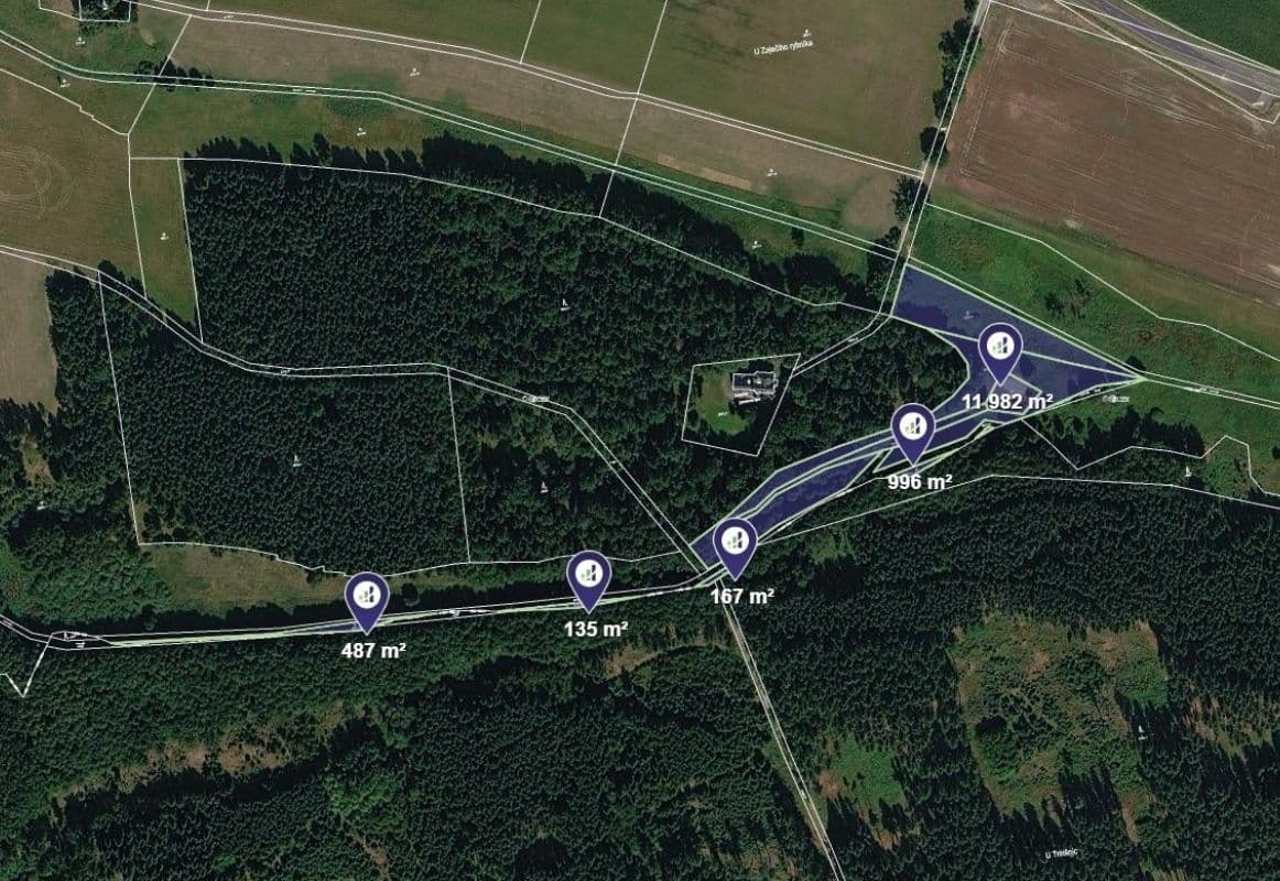 Prodej pozemku 13.767 m², Trstěnice, Karlovarský kraj Prodej pozemku 13.767 m², Trstěnice, Karlovarský kraj