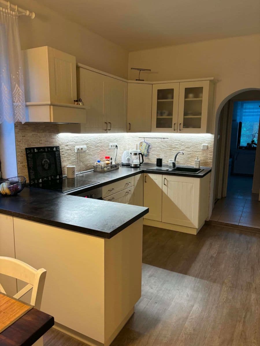 Pronájem bytu 3+1 110 m², Liberecká, Děčín, Ústecký kraj Pronájem bytu 3+1 110 m², Liberecká, Děčín, Ústecký kraj