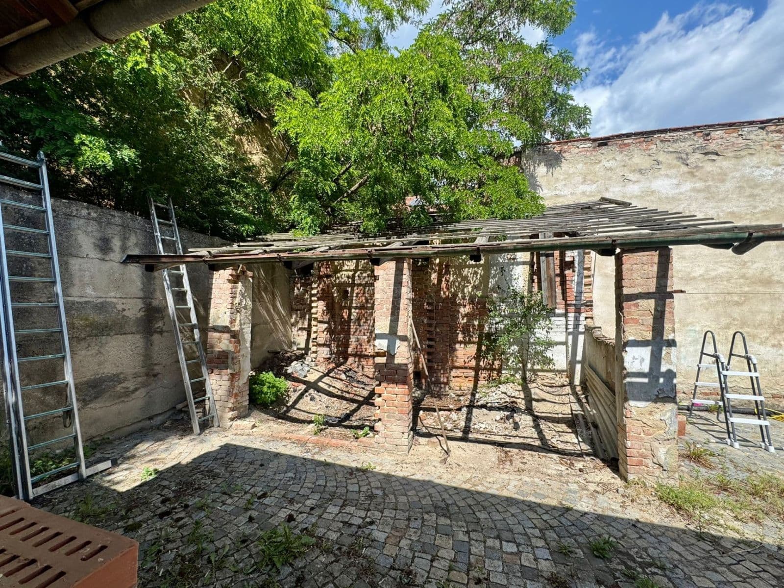 Prodej domu 150 m², pozemek 652 m², Kollárova, Bílovice nad Svitavou, Jihomoravský kraj Prodej domu 150 m², pozemek 652 m², Kollárova, Bílovice nad Svitavou, Jihomoravský kraj