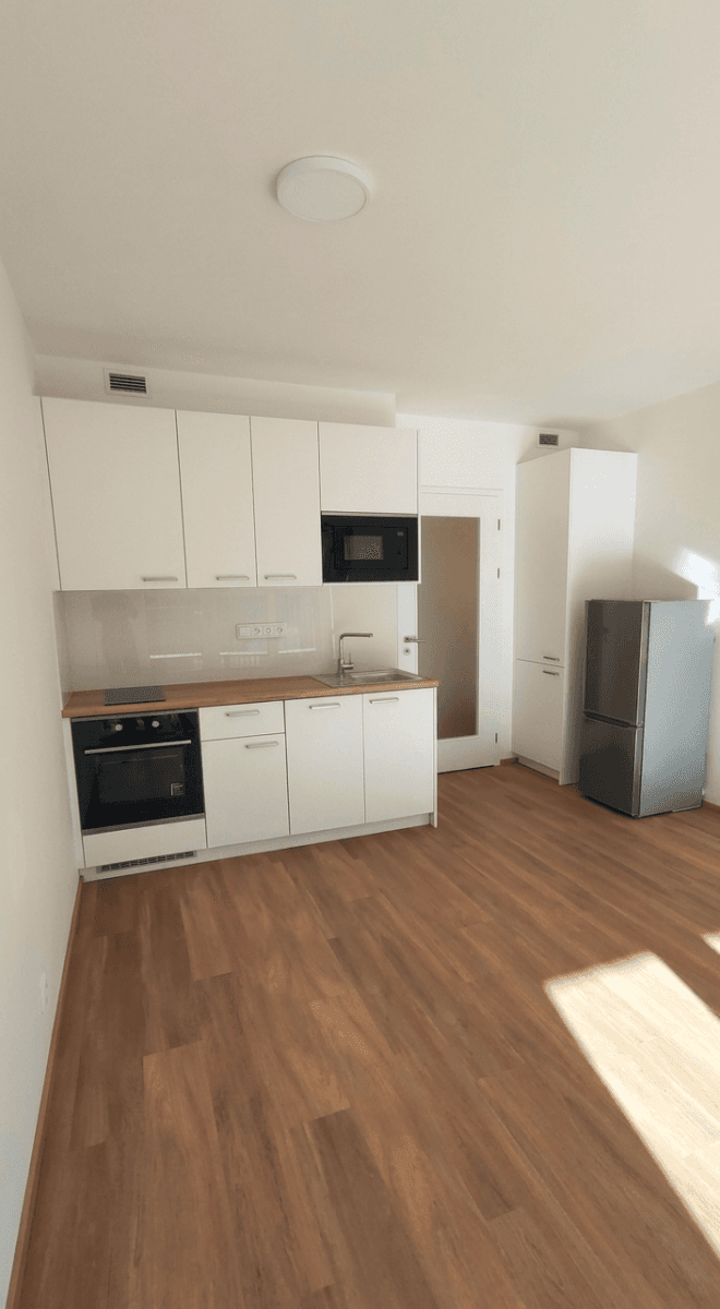 Pronájem bytu 1+kk 32 m², Poděbradská, Praha, Praha Pronájem bytu 1+kk 32 m², Poděbradská, Praha, Praha