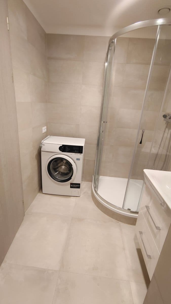 Pronájem bytu 1+kk 33 m², Poděbradská, Praha, Praha Pronájem bytu 1+kk 33 m², Poděbradská, Praha, Praha