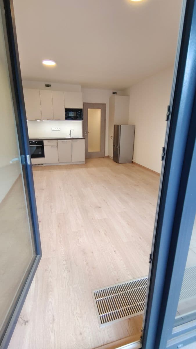 Pronájem bytu 1+kk 33 m², Poděbradská, Praha, Praha Pronájem bytu 1+kk 33 m², Poděbradská, Praha, Praha