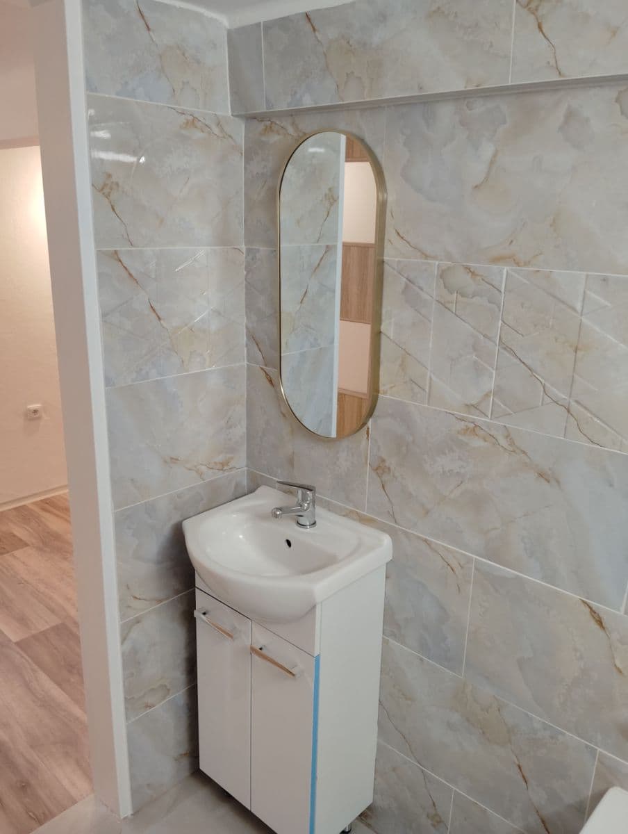 Pronájem bytu 1+kk 20 m², Cyrilská, Olomouc, Olomoucký kraj Pronájem bytu 1+kk 20 m², Cyrilská, Olomouc, Olomoucký kraj