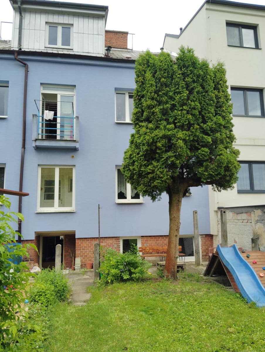 Pronájem bytu 1+kk 20 m², Cyrilská, Olomouc, Olomoucký kraj Pronájem bytu 1+kk 20 m², Cyrilská, Olomouc, Olomoucký kraj