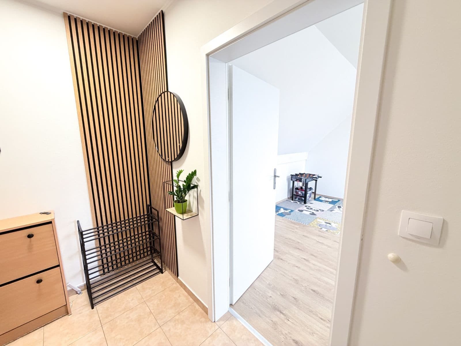 Pronájem bytu 2+kk 71 m², U Valu, Nupaky, Středočeský kraj Pronájem bytu 2+kk 71 m², U Valu, Nupaky, Středočeský kraj