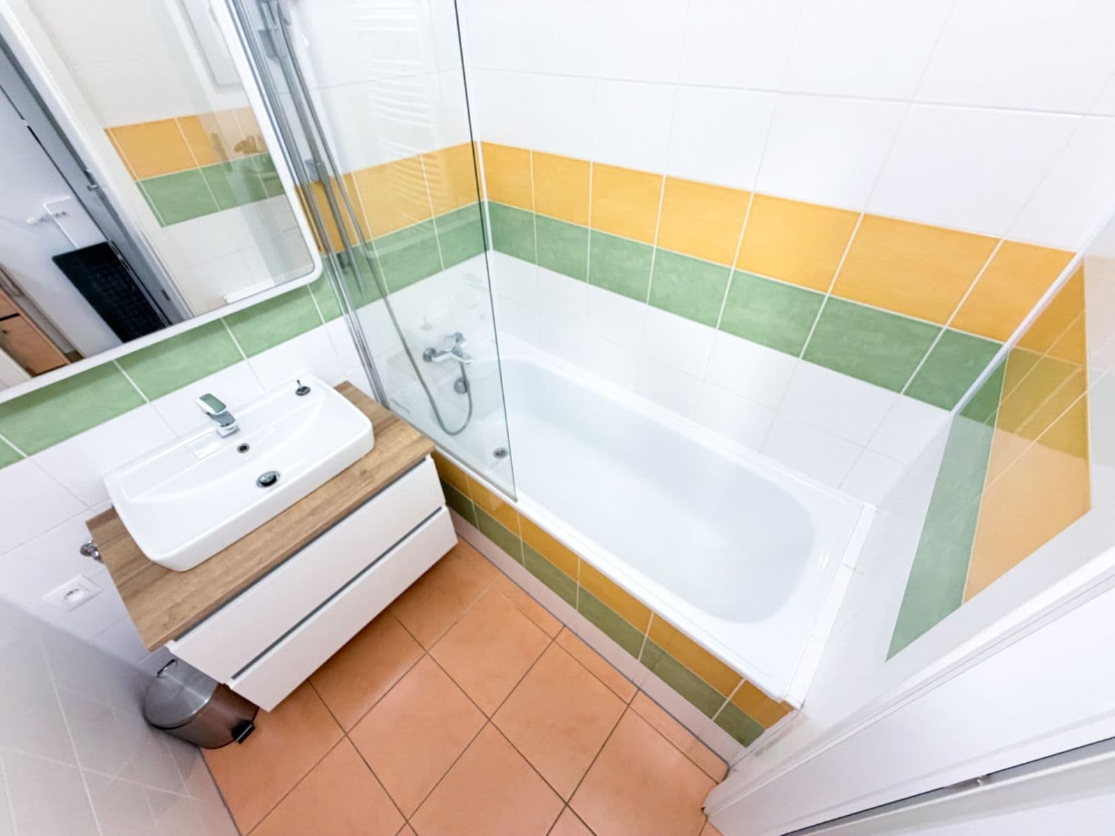 Pronájem bytu 2+kk 71 m², U Valu, Nupaky, Středočeský kraj Pronájem bytu 2+kk 71 m², U Valu, Nupaky, Středočeský kraj